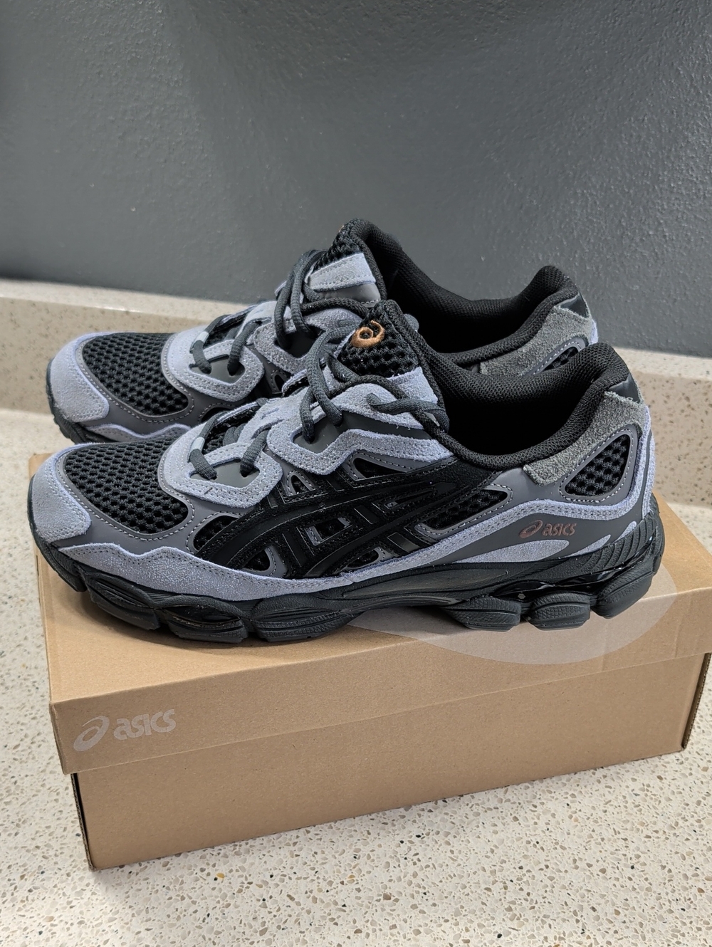 ASICS Gel-NYC Men's Graphite Grey/Black Sneakers Size 10